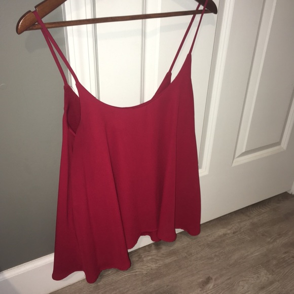 Red tank - Picture 2 of 2